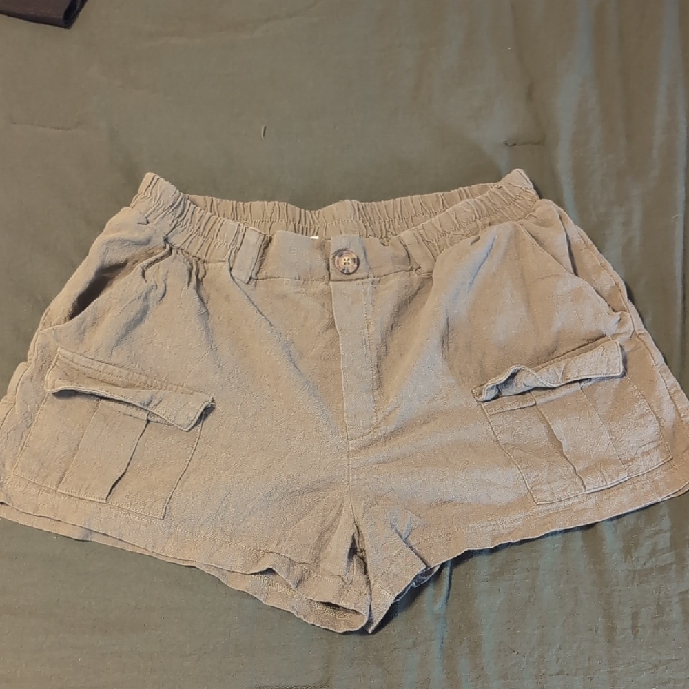 Sienna Sky Tan Cargo Shorts Relaxed Fit